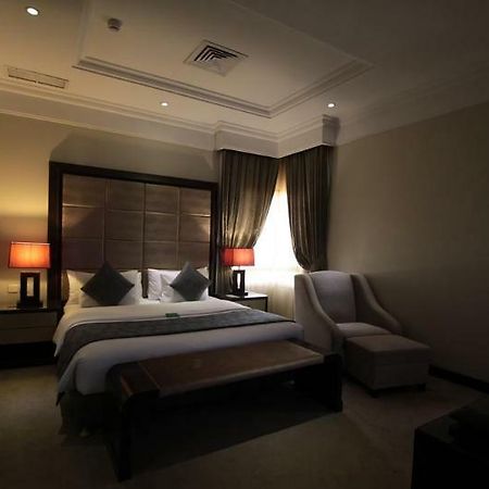 Boudl Hotel Suites Fahahil Kuwait City ภายนอก รูปภาพ